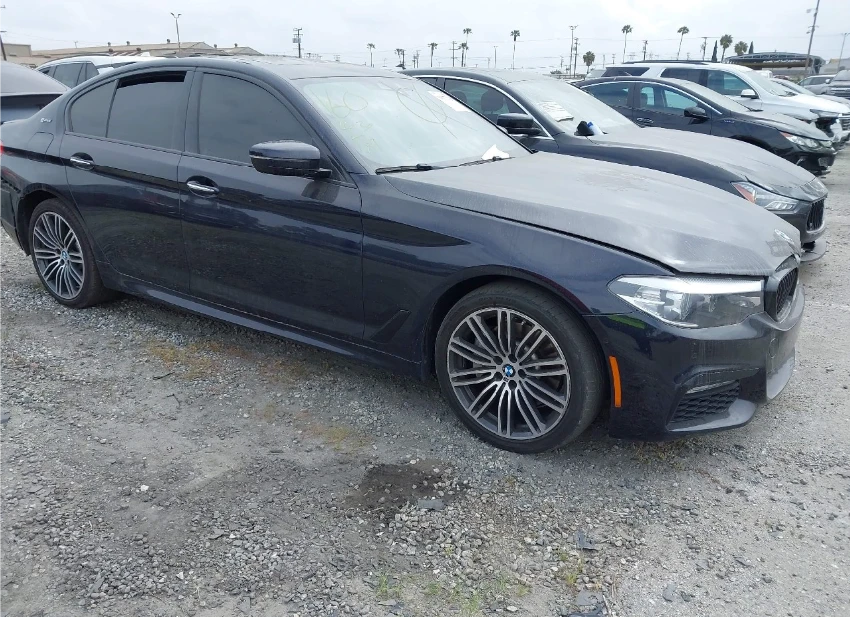 BMW 530 E iPerformance* M-Pack* Harman/Kardon* Head-Up*  - изображение 6