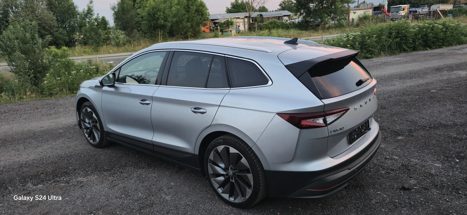 Skoda Enyaq 80IV* Термопомпа* Matrix LED фарове* SOH 92%* Koжа - изображение 5