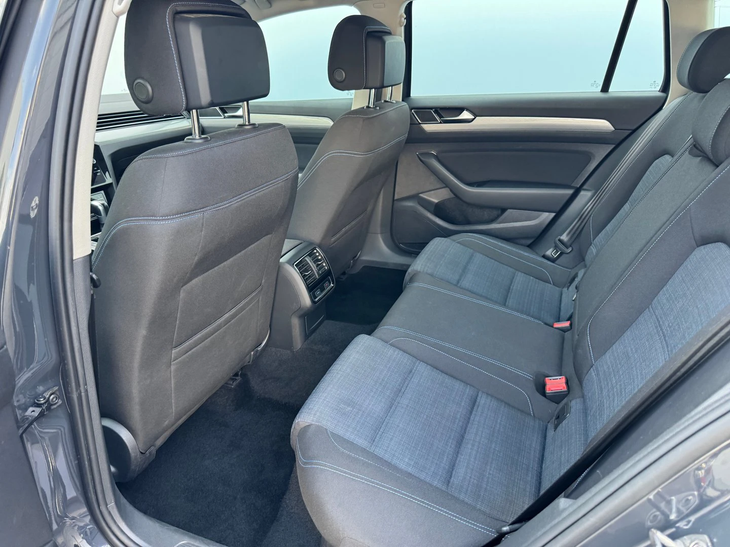 VW Passat VW Passat Var GTE Plug-In-Hybrid 1.4 TSI | Mobile.bg — изображение 7