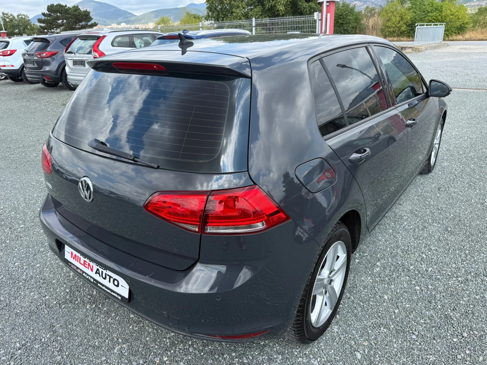 VW Golf (KATO НОВА) - изображение 6