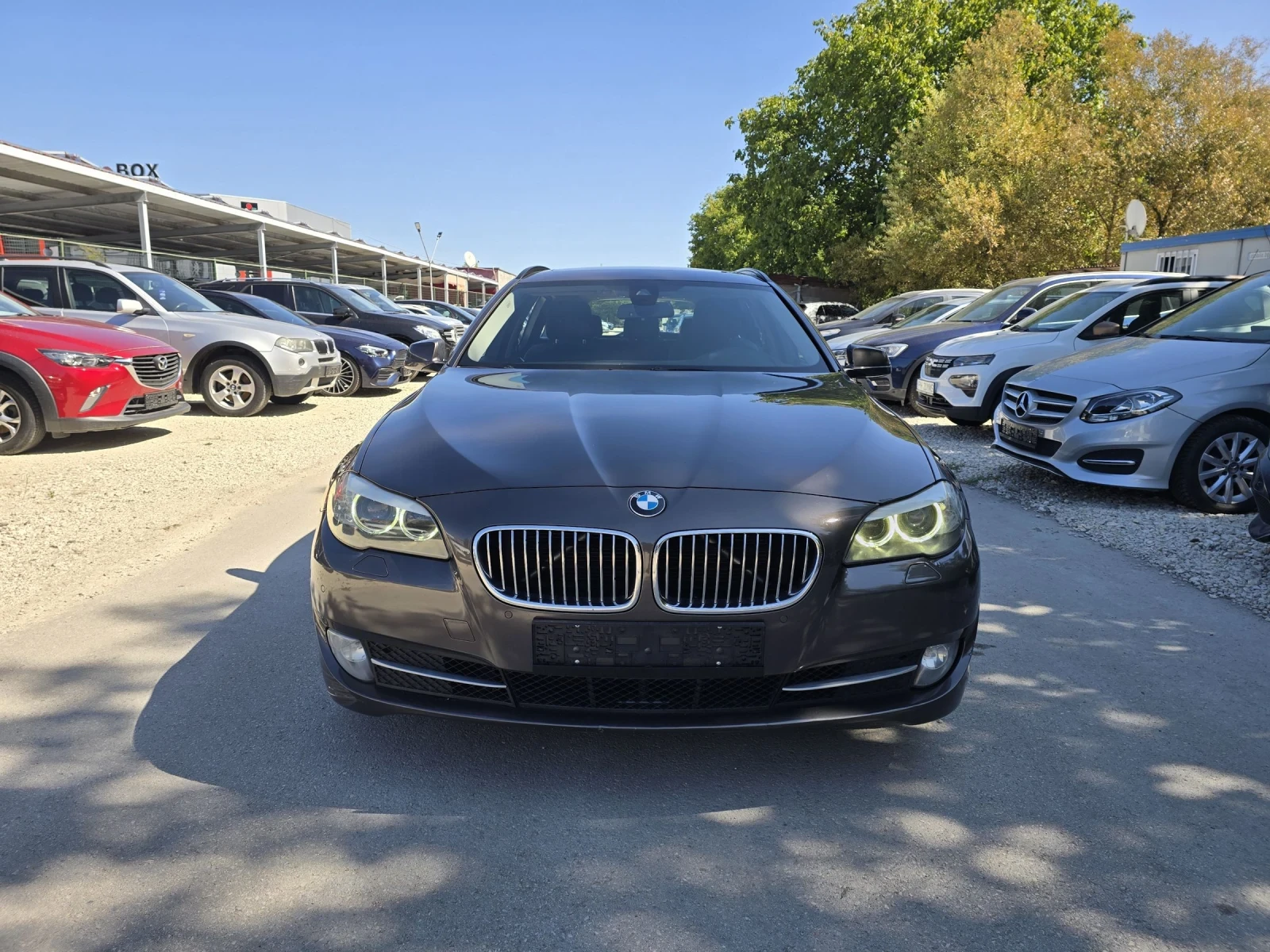 BMW 520 2.0D 184к.с Business Топ състояние  - изображение 5