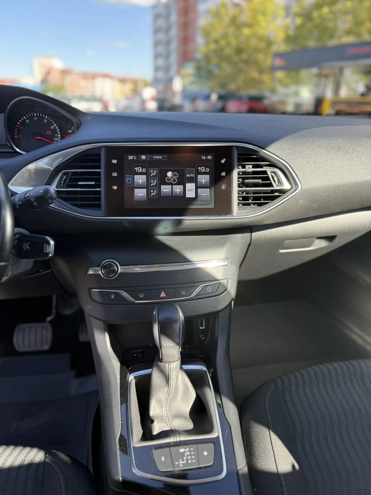 Peugeot 308 | Mobile.bg � ����������� 11