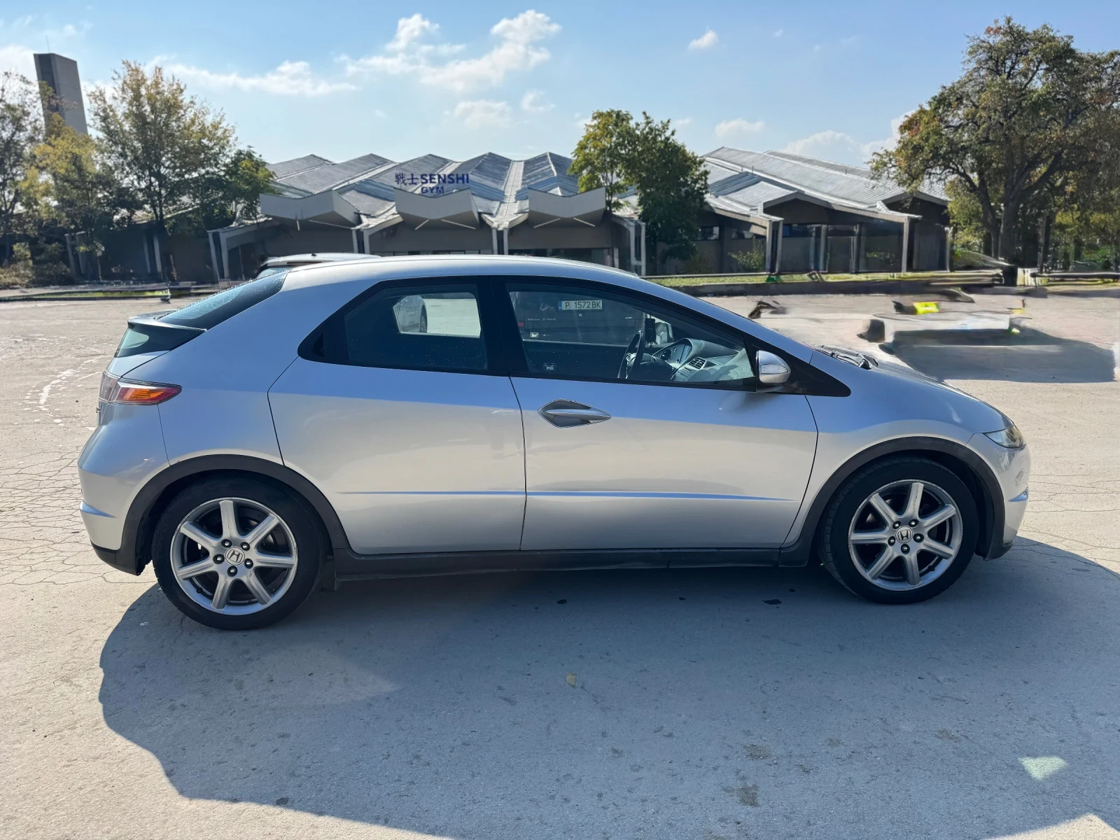 Honda Civic 1.8 i-VTEC - изображение 2