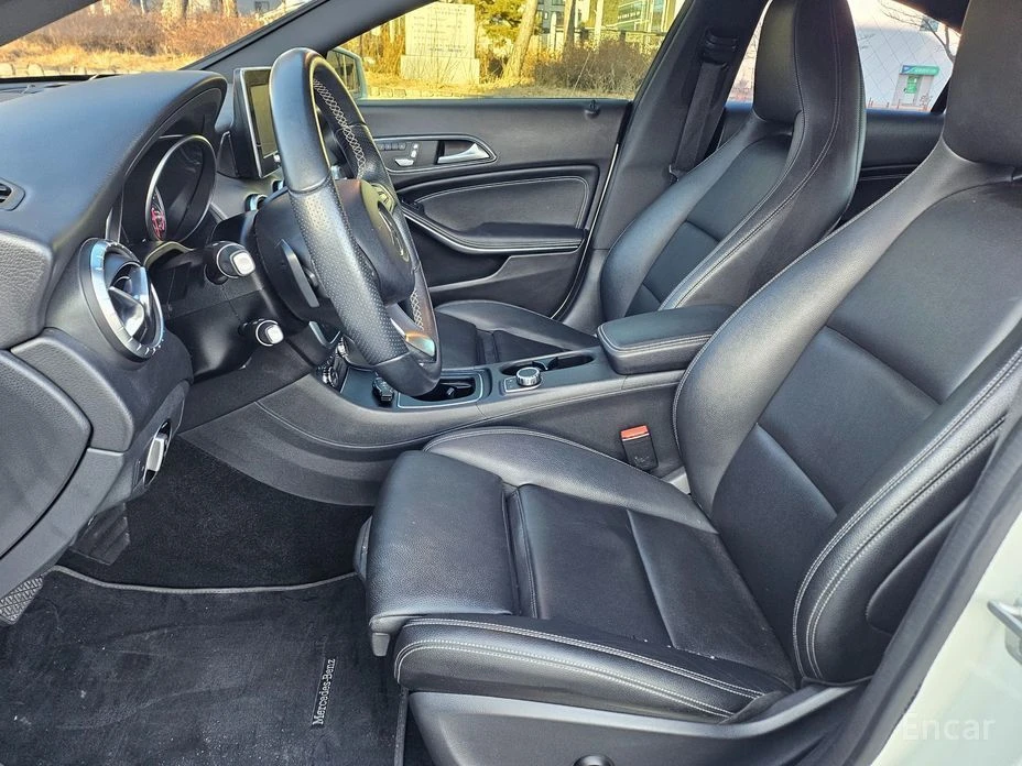 Mercedes-Benz CLA 250  - изображение 10