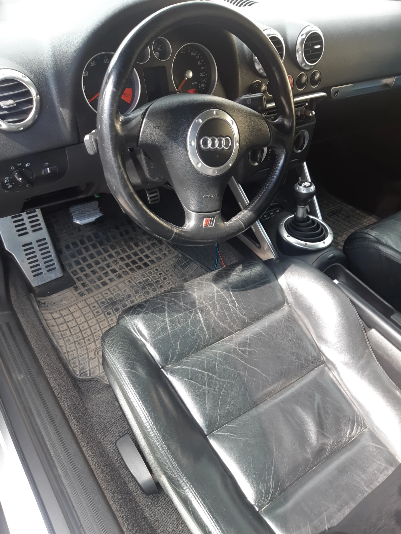 Audi Tt, снимка 2 - Автомобили и джипове - 56238902