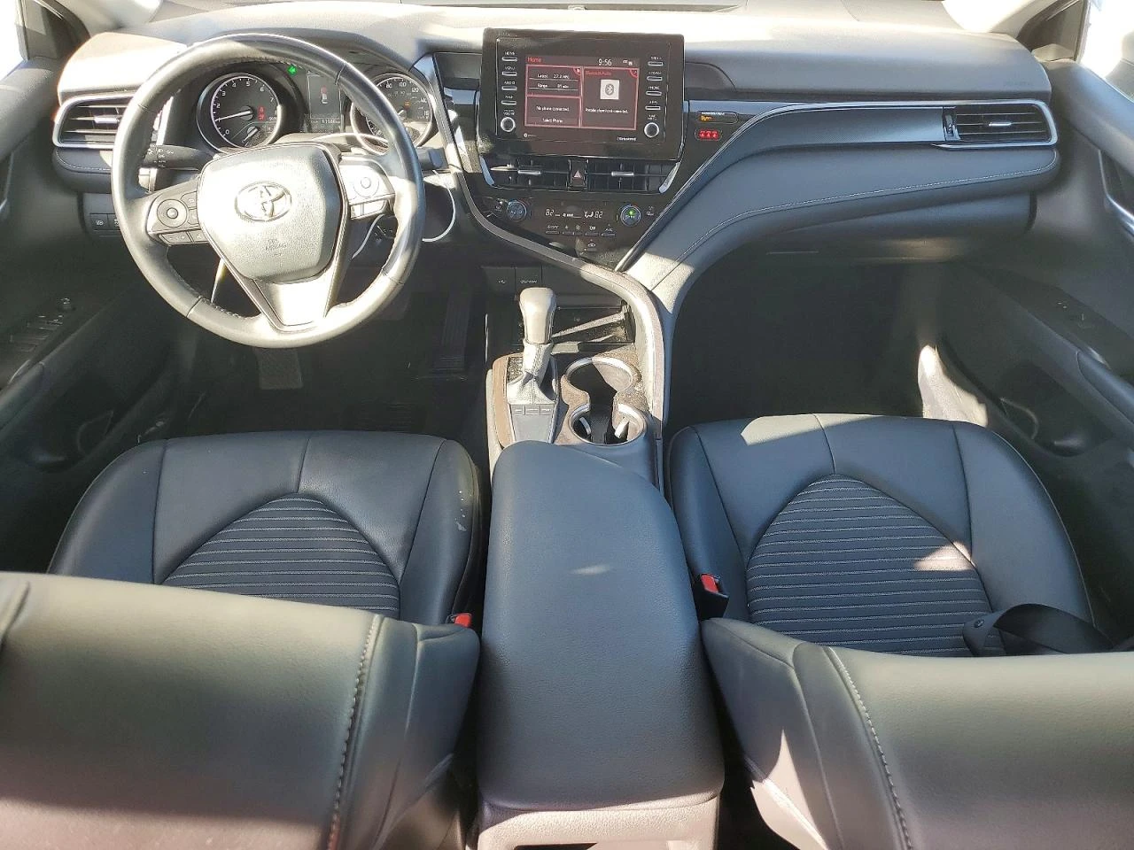 Toyota Camry 2.5l Se Night Shade, снимка 8 - Автомобили и джипове - 53965405