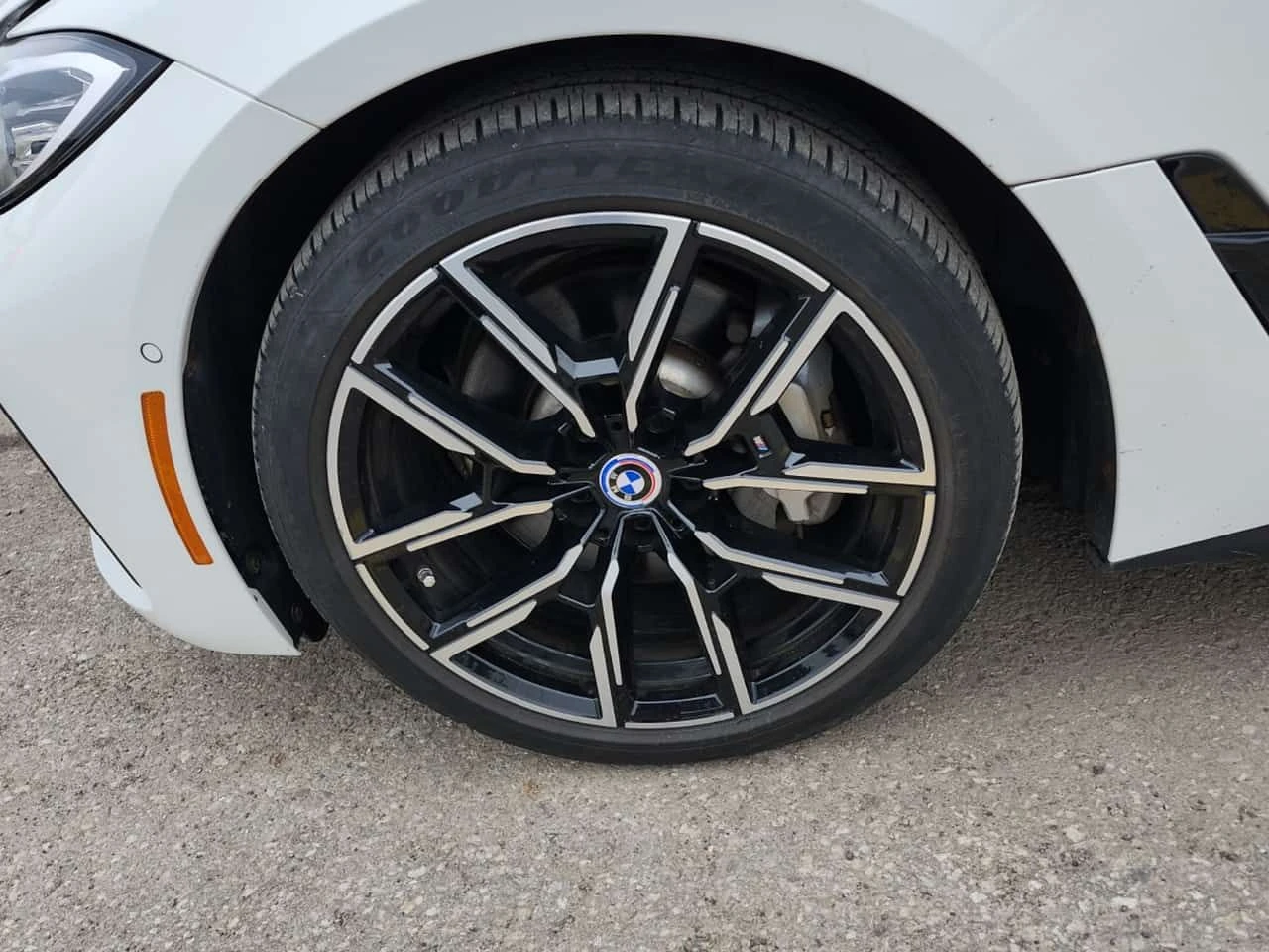 BMW i4 EDRIVE40  CARFAX, снимка 6 - Автомобили и джипове - 54070660