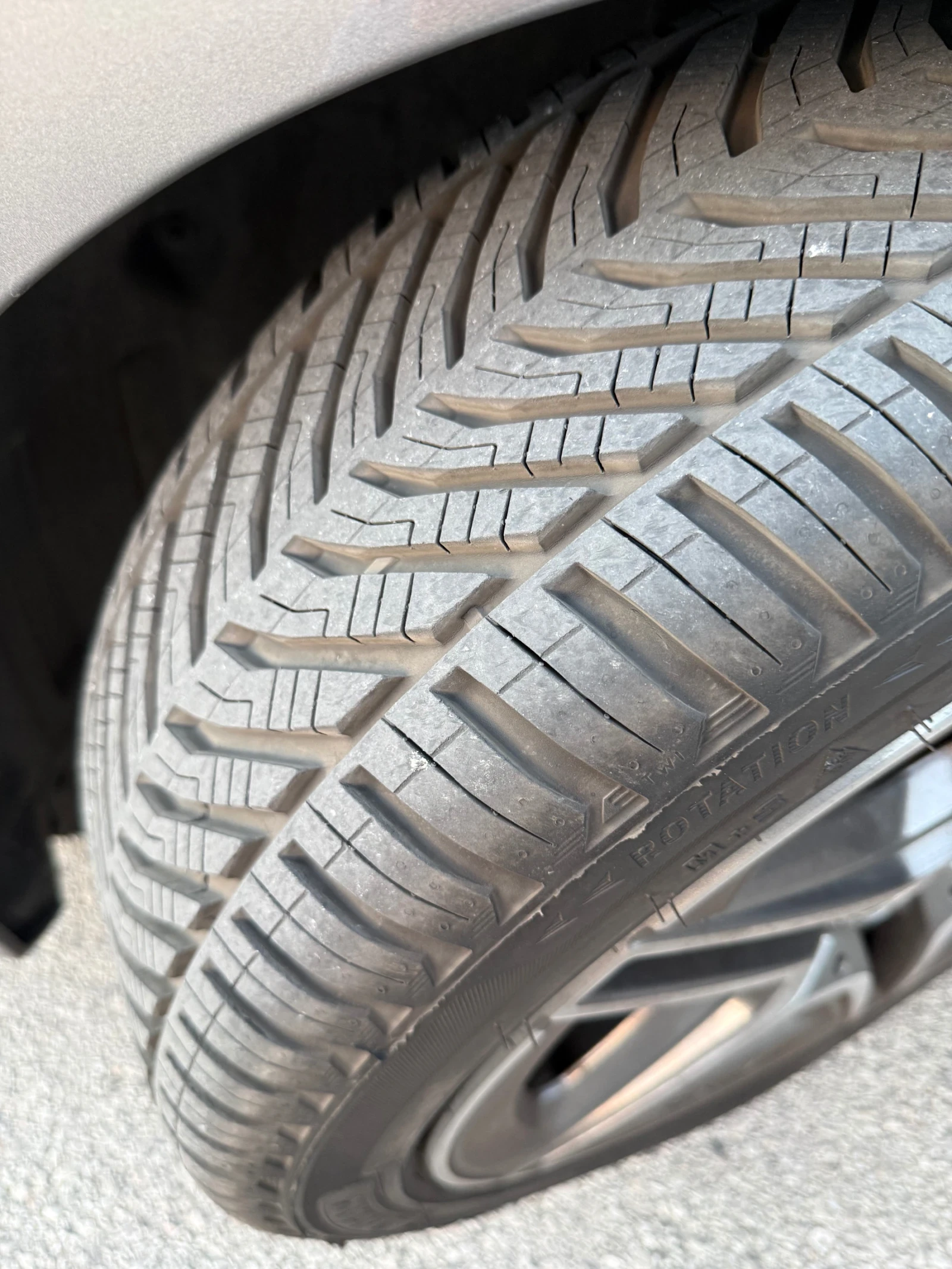 Mercedes-Benz B 180 AMG DCT, снимка 16 - Автомобили и джипове - 54156119