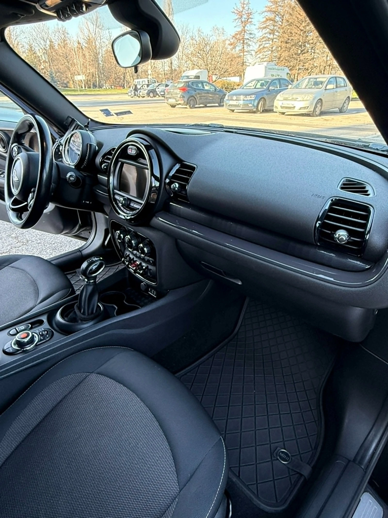 Mini Clubman  2.0D, снимка 12 - Автомобили и джипове - 54465896