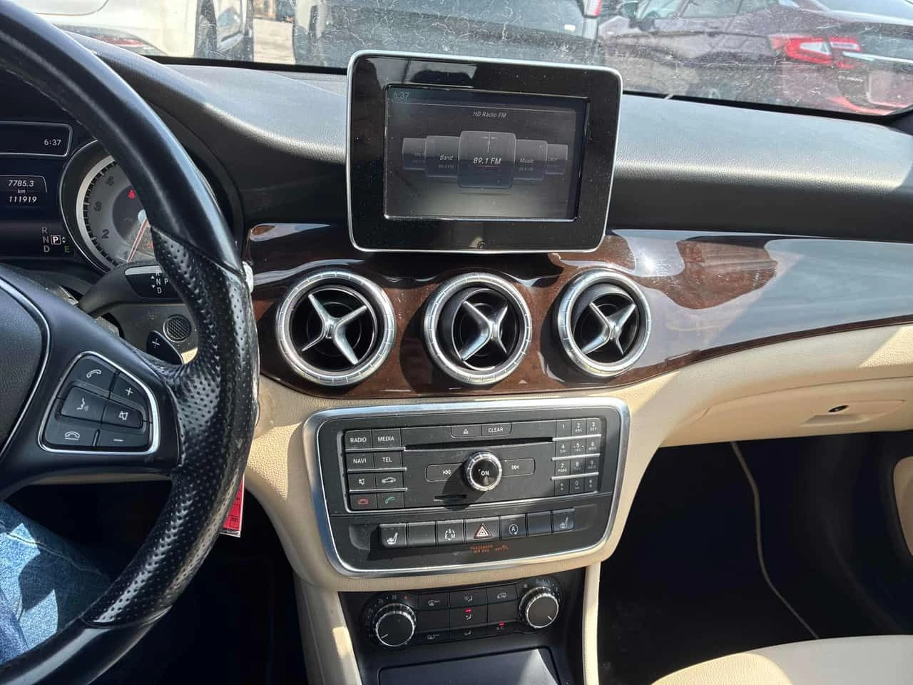 Mercedes-Benz CLA 250 * ПОДГРЕВ * ПАНОРАМА * ОТ ПРЕДСТАВИТЕЛСТВО, снимка 11 - Автомобили и джипове - 54488711