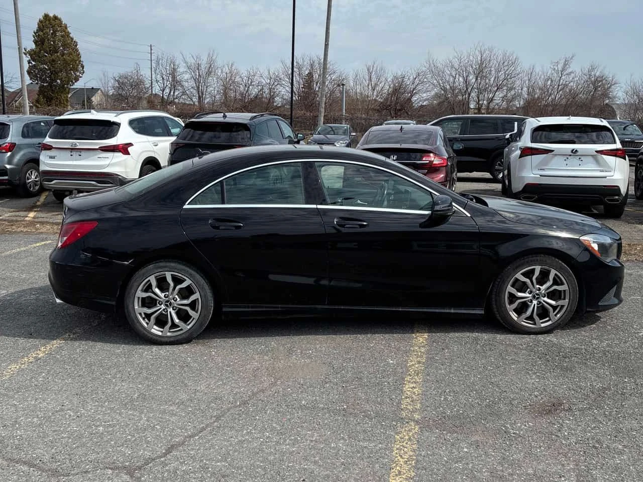 Mercedes-Benz CLA 250 * ПОДГРЕВ * ПАНОРАМА * ОТ ПРЕДСТАВИТЕЛСТВО, снимка 4 - Автомобили и джипове - 54488711