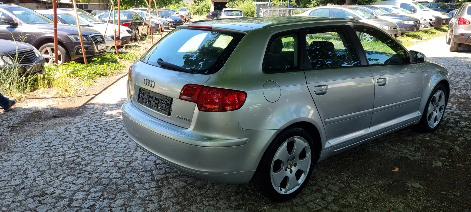 Audi A3 2.0TDI, снимка 4 - Автомобили и джипове - 54832343