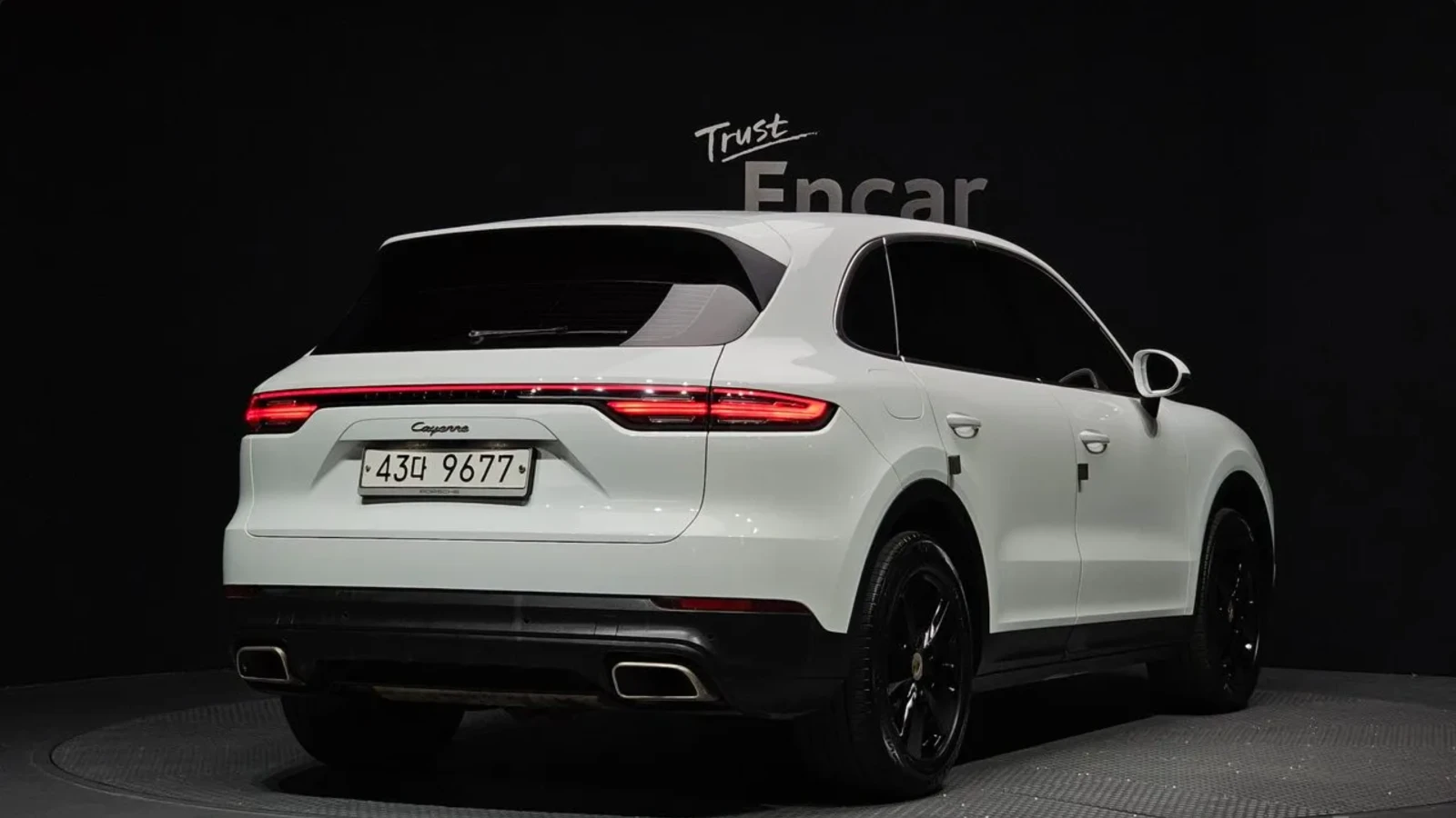 Porsche Cayenne 3.0 / ОБДУХ / PDCC / BOSE / PANO, снимка 2 - Автомобили и джипове - 54879865