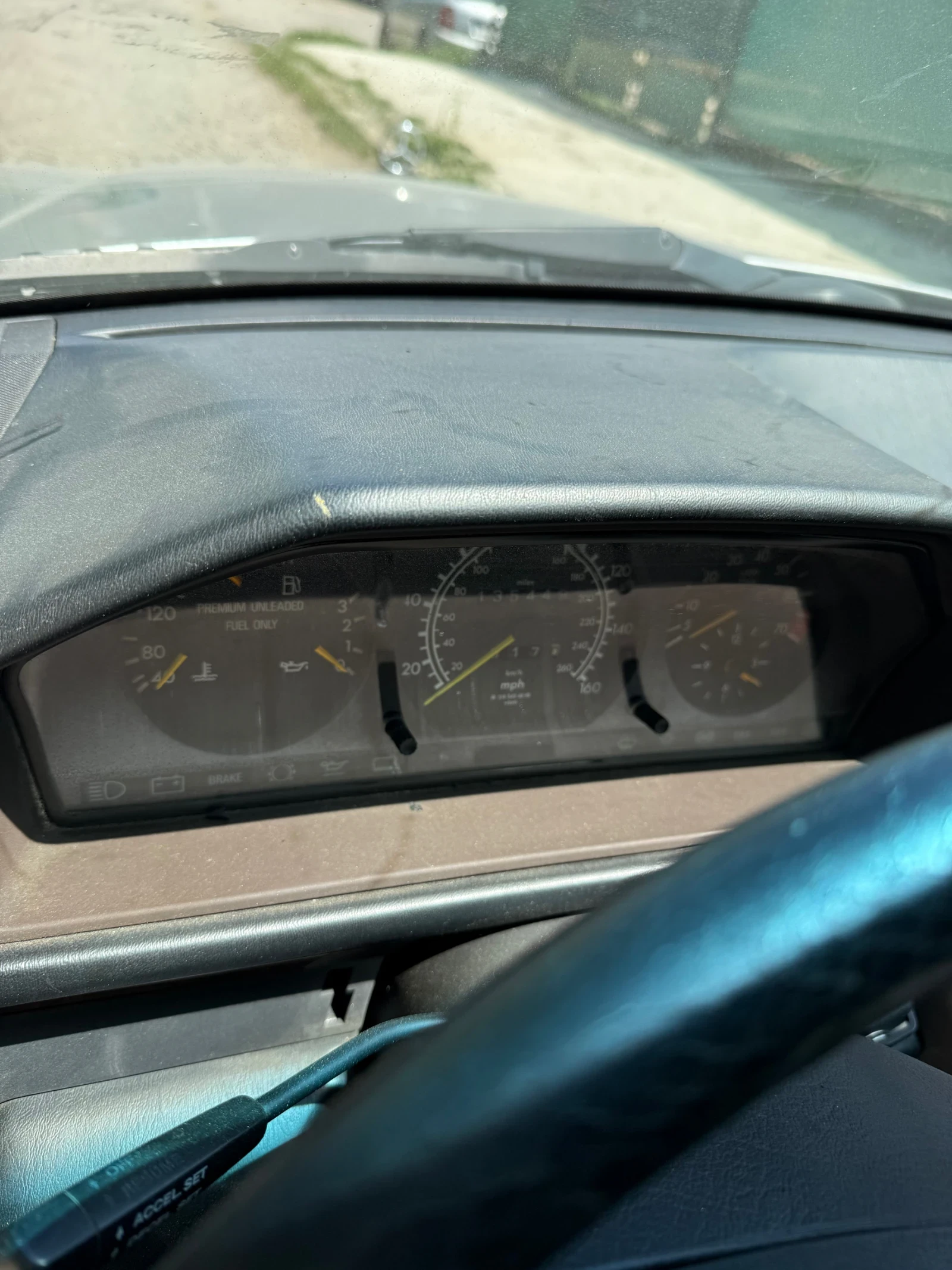 Mercedes-Benz 124 Cabriolet, снимка 8 - Автомобили и джипове - 55074958