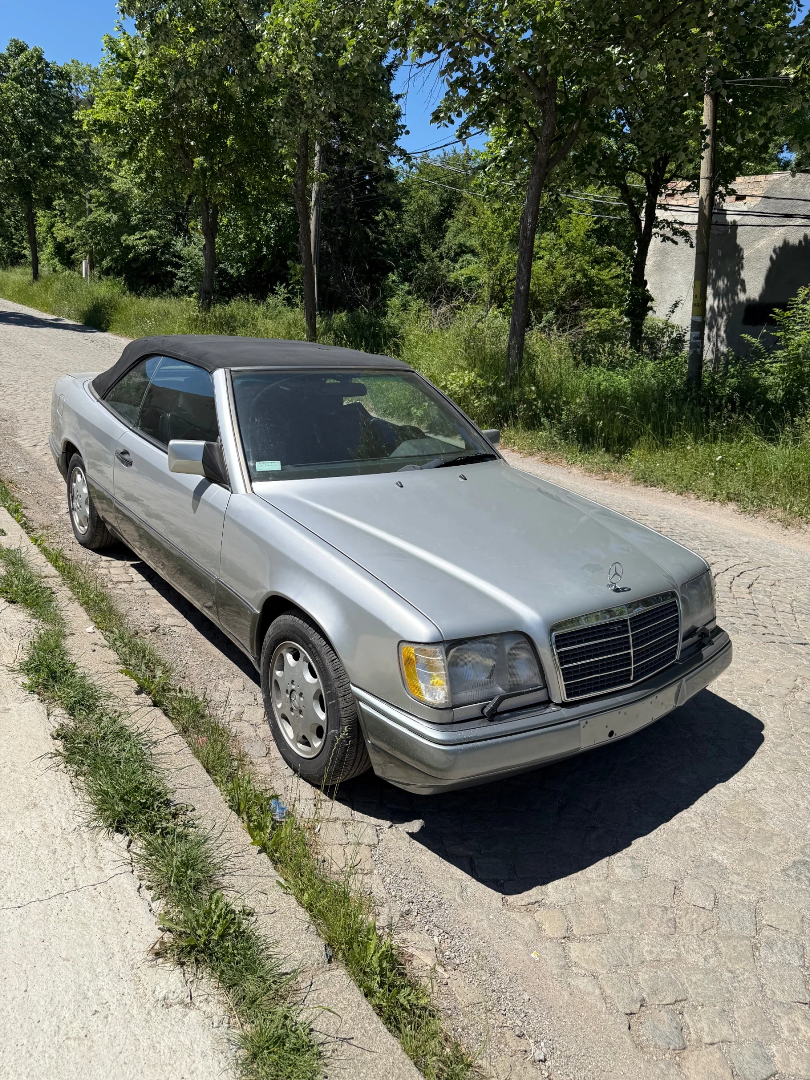 Mercedes-Benz 124 Cabriolet