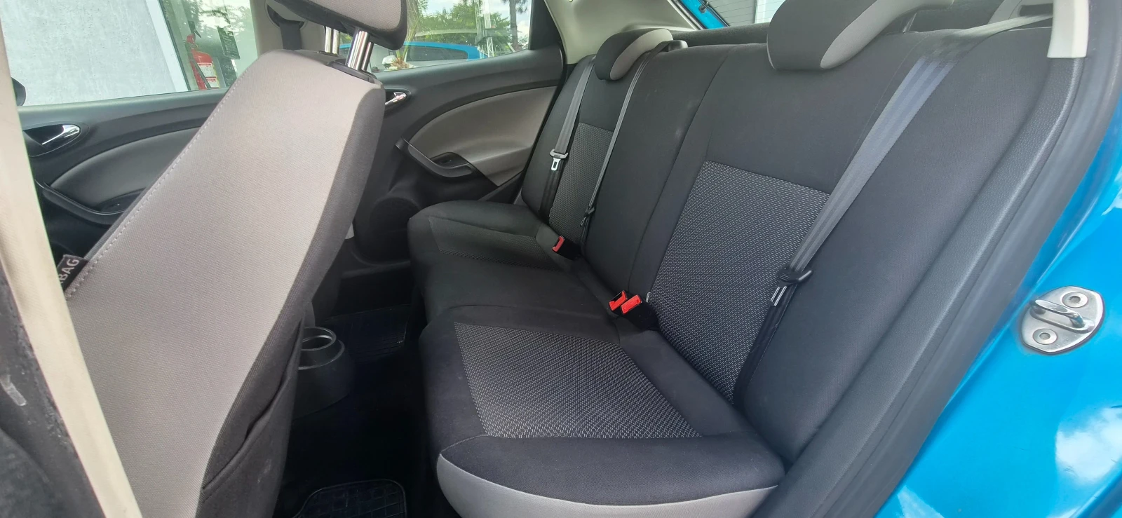 Seat Ibiza, снимка 9 - Автомобили и джипове - 55400260