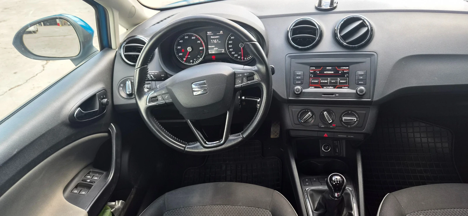 Seat Ibiza, снимка 11 - Автомобили и джипове - 55400260