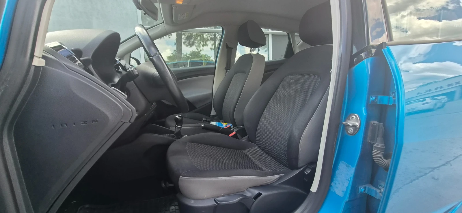 Seat Ibiza, снимка 8 - Автомобили и джипове - 55400260