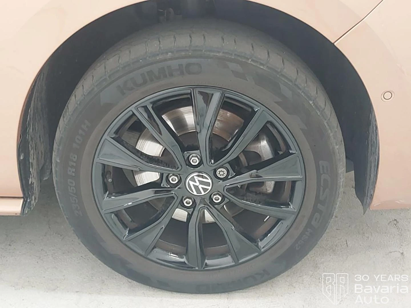 VW Multivan lang Style DSG Easy Open Basic , снимка 16 - Автомобили и джипове - 55767060