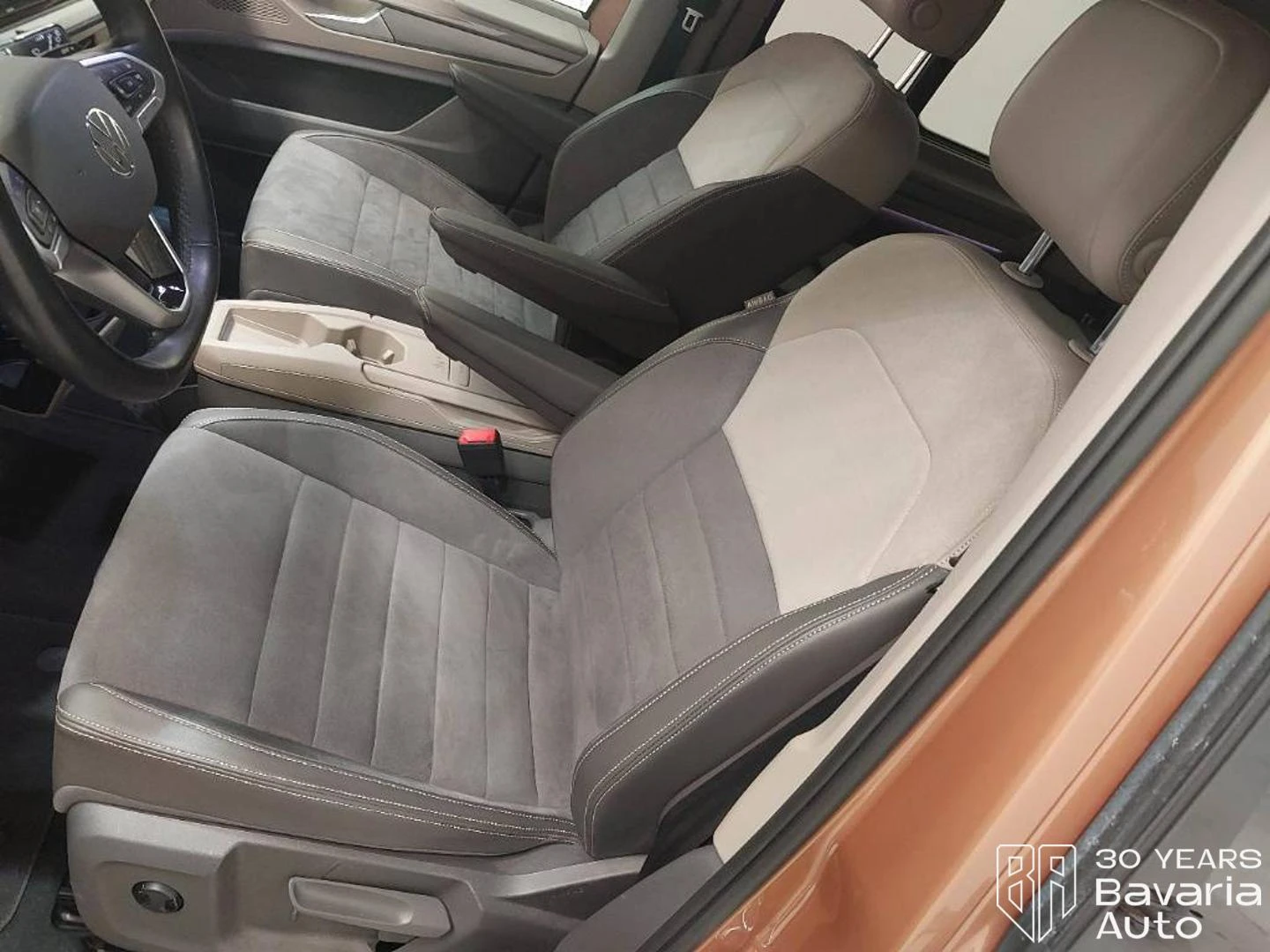 VW Multivan lang Style DSG Easy Open Basic , снимка 7 - Автомобили и джипове - 55767060