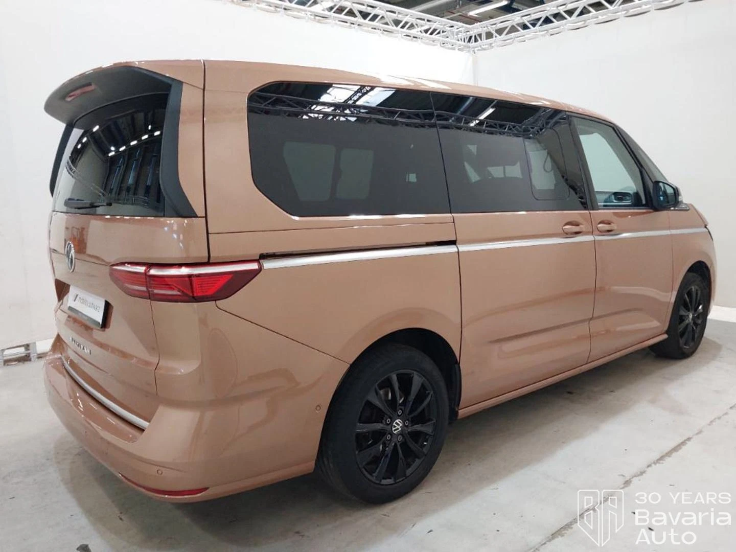 VW Multivan lang Style DSG Easy Open Basic , снимка 4 - Автомобили и джипове - 55767060