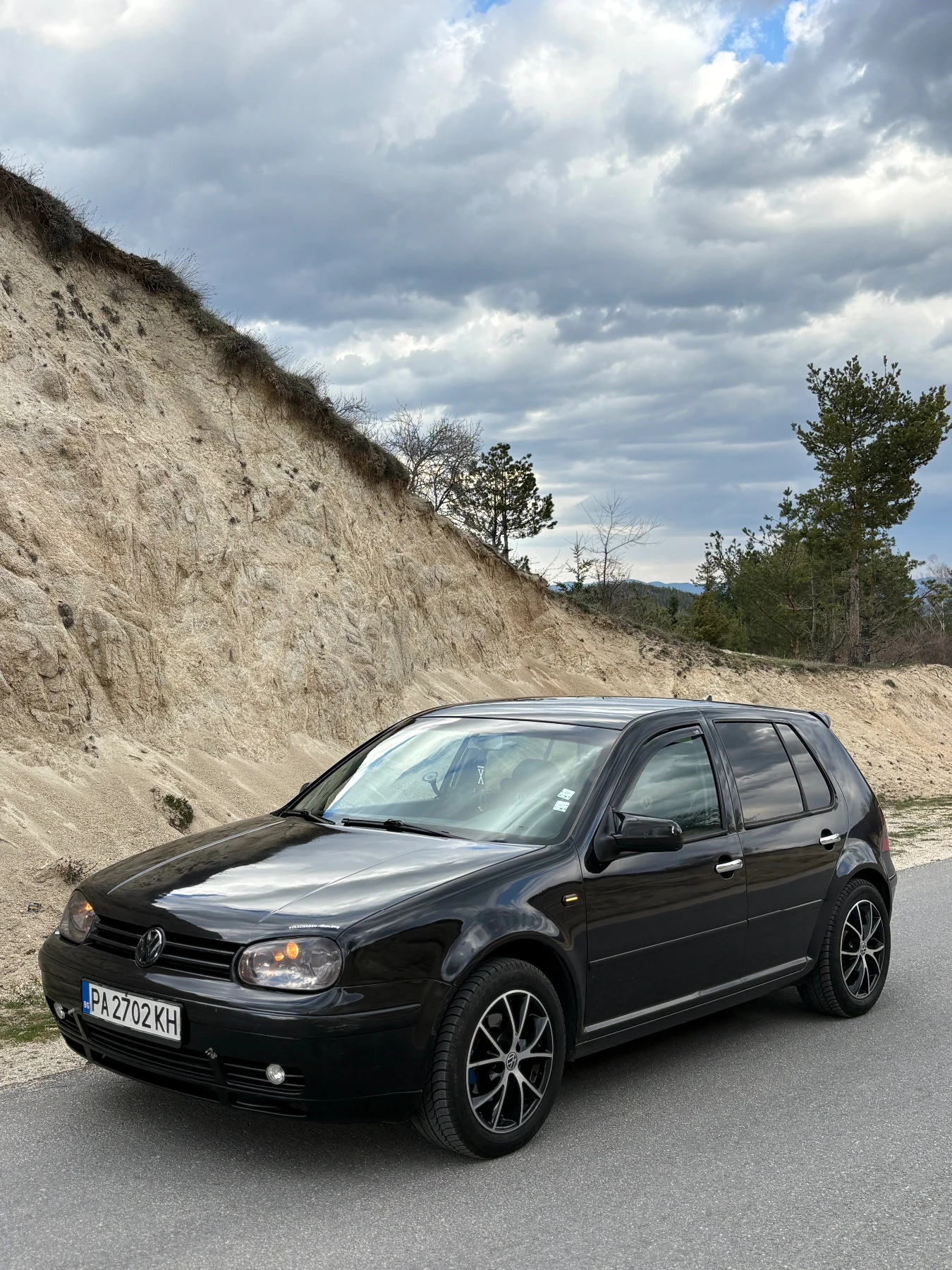 VW Golf, снимка 4 - Автомобили и джипове - 56297673