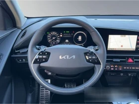 Обява за продажба на Kia Niro EV-INSPIRATION/204HP/CAM/NAVI/CARPLAY/KEYLESS/519b ~64 599 лв. - изображение 10