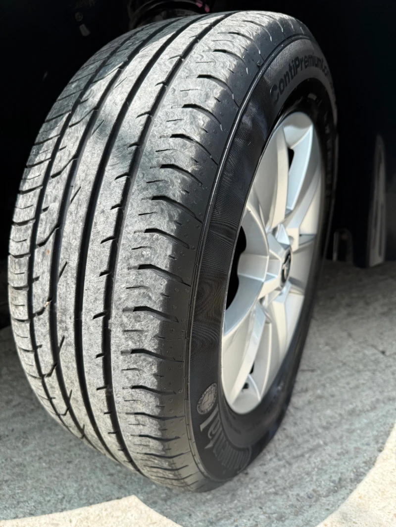 Skoda Yeti 2.0TDI* 170кс* 4х4* РЪЧНИ* СКОРОСТИ* * * , снимка 9 - Автомобили и джипове - 48862631