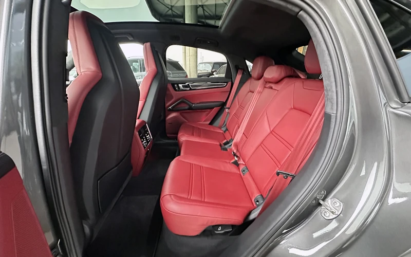 Porsche Cayenne GTS Coupe, снимка 7 - Автомобили и джипове - 49297314