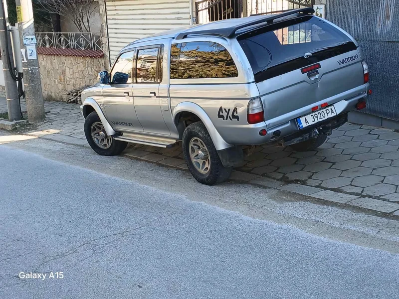 Mitsubishi L200 Warrior , снимка 1 - Автомобили и джипове - 49422175