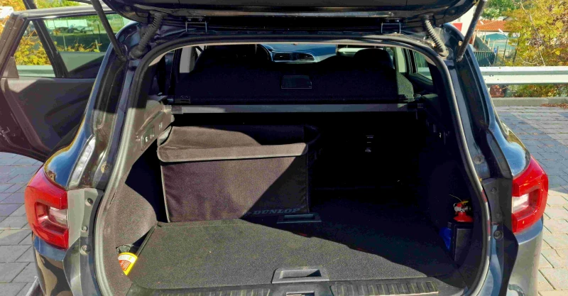 Renault Kadjar Tce, BOSE, снимка 10 - Автомобили и джипове - 52346814