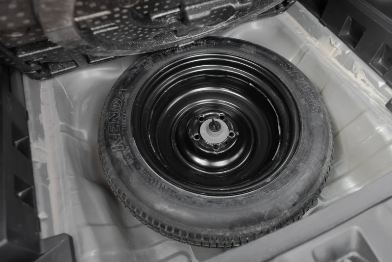 Honda Hr-v, снимка 16 - Автомобили и джипове - 52719502