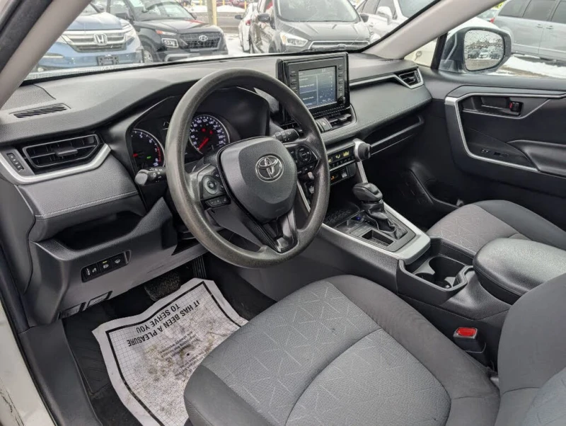 Toyota Rav4 LE* КАМЕРА* ПОДГРЕВ, снимка 9 - Автомобили и джипове - 53063463