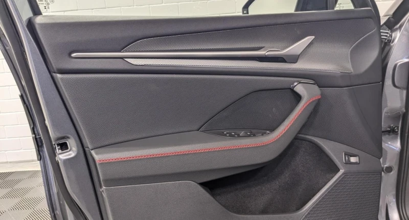 Skoda Kodiaq RS* 4X4* HEAD-UP* PANO* DISTR* 360CAM* MEMORY* KEY, снимка 4 - Автомобили и джипове - 53384442