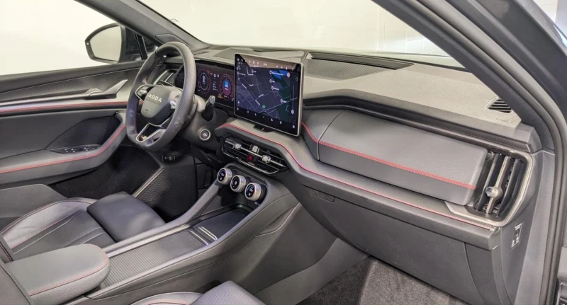 Skoda Kodiaq RS* 4X4* HEAD-UP* PANO* DISTR* 360CAM* MEMORY* KEY, снимка 9 - Автомобили и джипове - 53384442