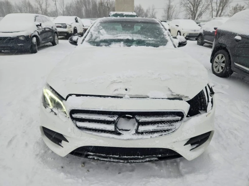 Mercedes-Benz E 400 * 4MATIC * CARFAX * БЕЗ ПЪРВОНАЧАЛНА ВНОСКА, снимка 17 - Автомобили и джипове - 53425488