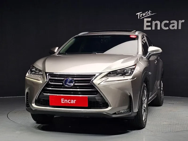 Lexus NX 300Supreme, снимка 3 - Автомобили и джипове - 56271047