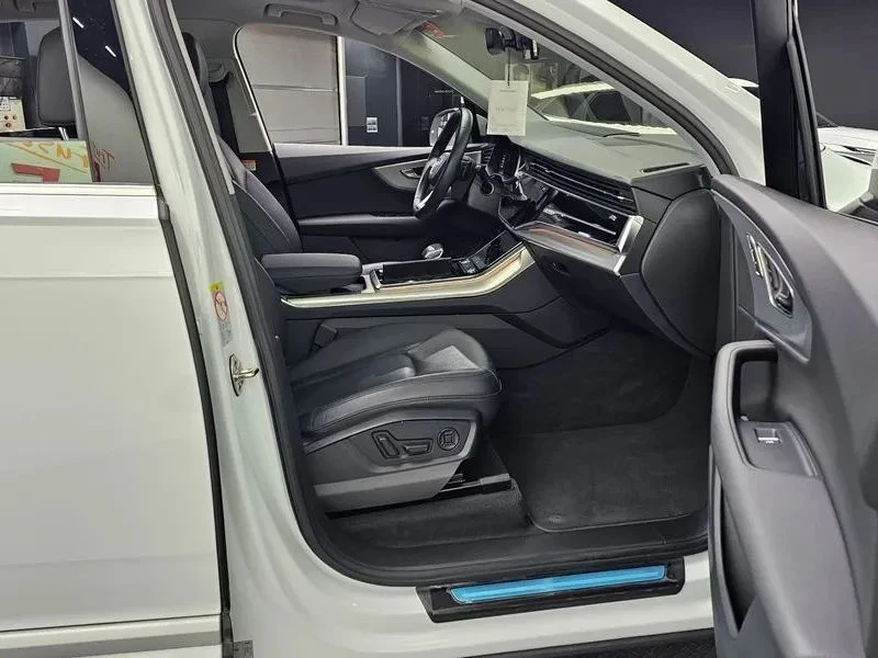 Audi Q7, снимка 11 - Автомобили и джипове - 56689826