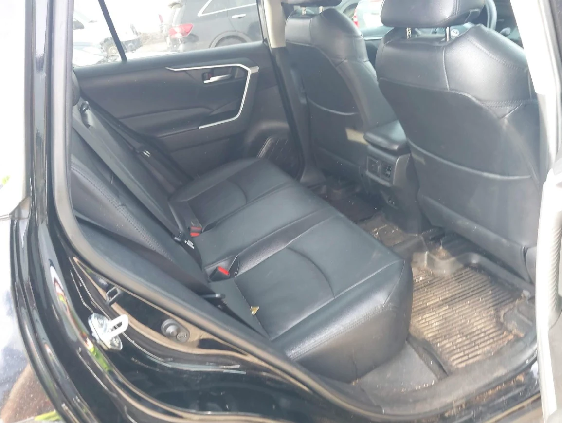 Toyota Rav4 XLE - изображение 6