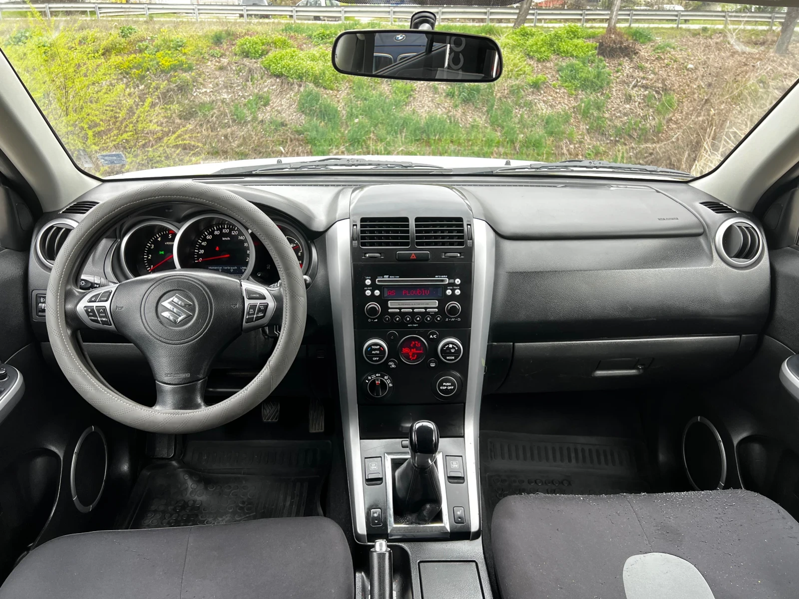 Suzuki Grand vitara 1.9 TDI 163000KM TOP, снимка 9 - Автомобили и джипове - 54013638