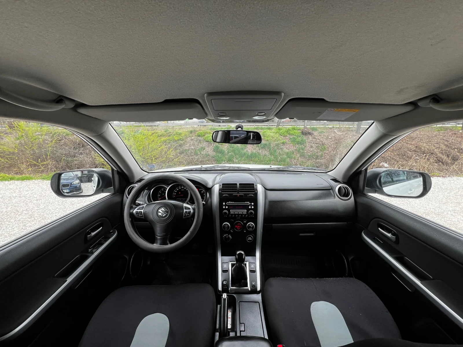 Suzuki Grand vitara 1.9 TDI 163000KM TOP, снимка 10 - Автомобили и джипове - 54013638