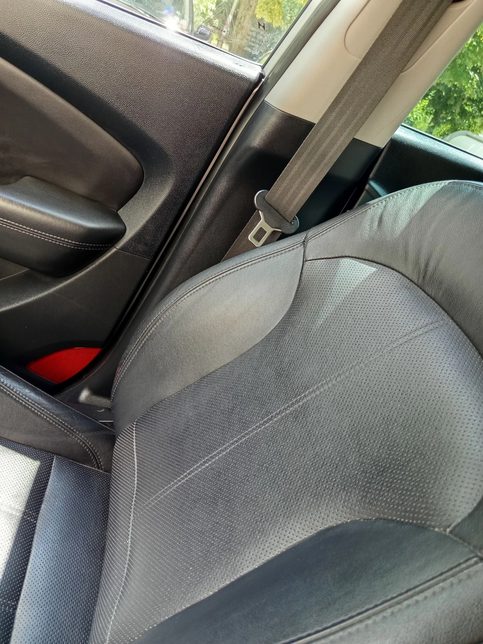 Hyundai IX35, снимка 12 - Автомобили и джипове - 54976305