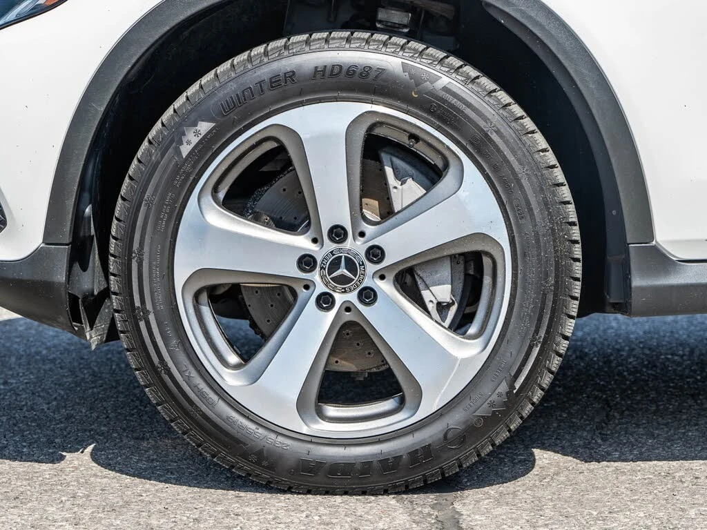 Mercedes-Benz GLC * HeadUp *  AвтоКредит * (ЦЕНА ДО БГ), снимка 4 - Автомобили и джипове - 55544590