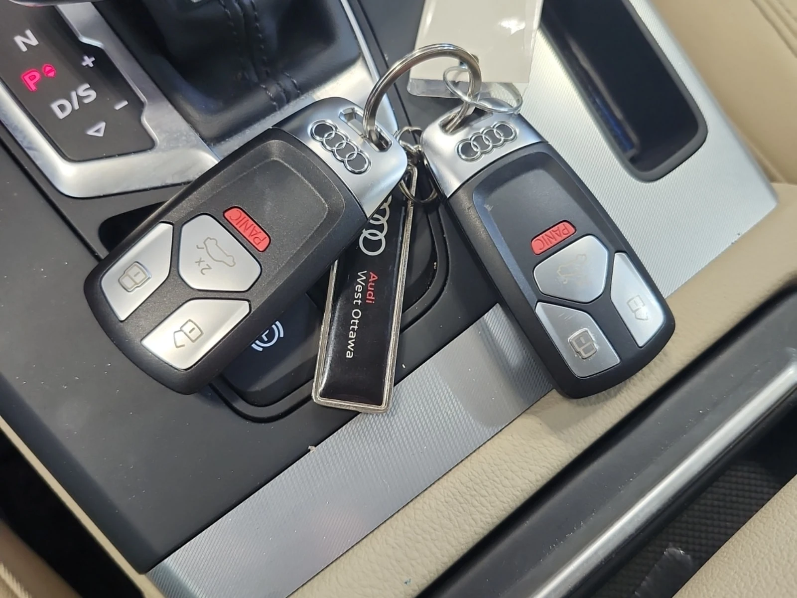 Audi Q5 QUATTRO * ���������* 360 ������* ��� �����*  | Mobile.bg � ����������� 8