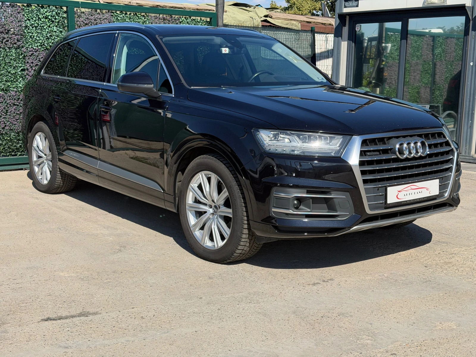 Audi Q7 7seat/BOSE/PANO/KEYLESS/LED/СОБСТВЕН ЛИЗИНГ, снимка 2 - Автомобили и джипове - 56141754