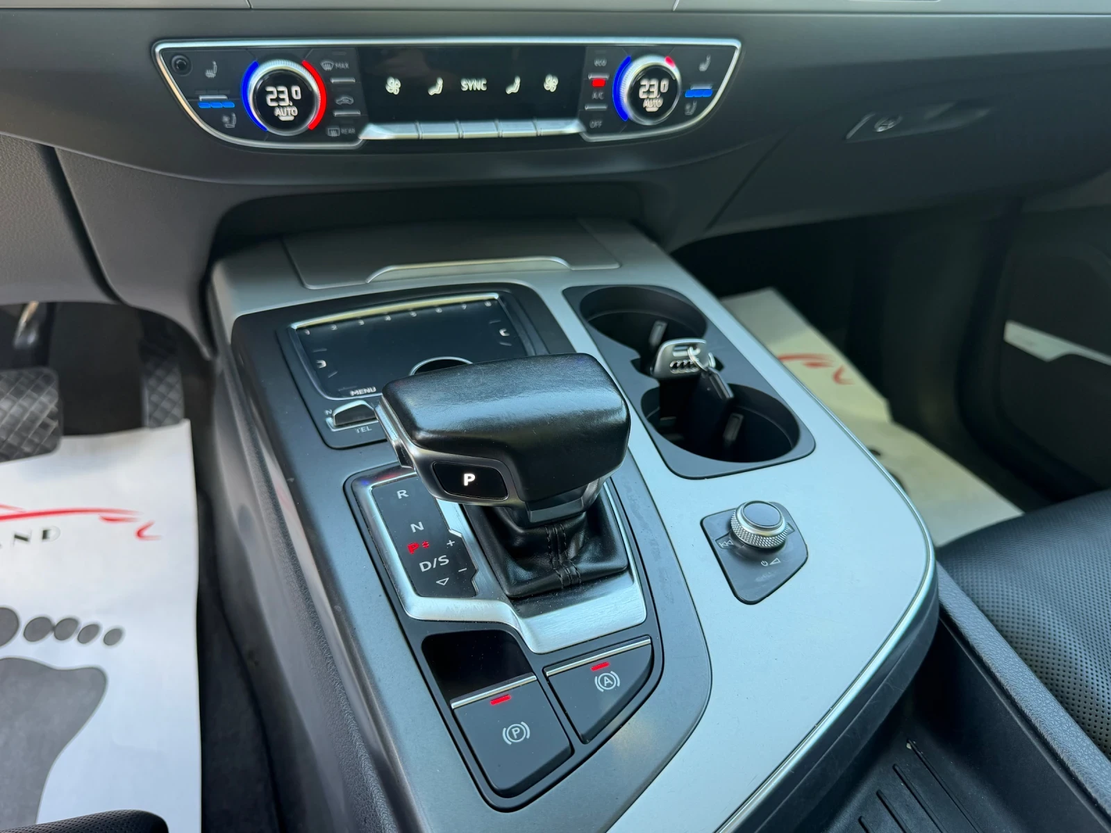 Audi Q7 7seat/BOSE/PANO/KEYLESS/LED/СОБСТВЕН ЛИЗИНГ, снимка 10 - Автомобили и джипове - 56141754