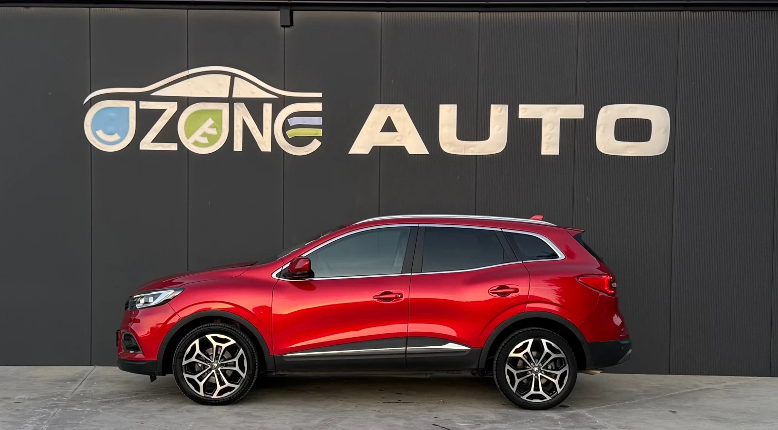 Renault Kadjar, снимка 3 - Автомобили и джипове - 56602754