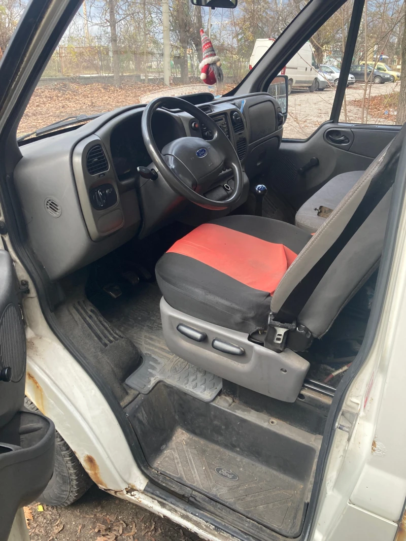 Ford Transit 2.O DIESEL, 8+ 1, снимка 14 - Бусове и автобуси - 52690106