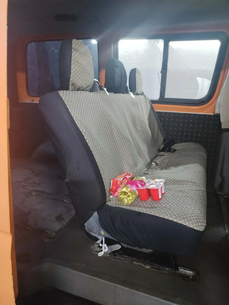 Mercedes-Benz Sprinter, снимка 10 - Бусове и автобуси - 53251298