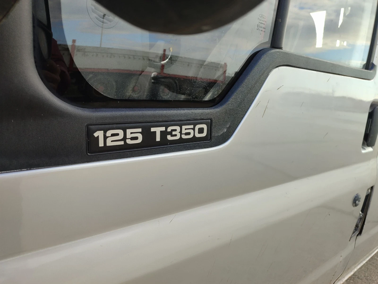 Ford Transit 350L - изображение 2